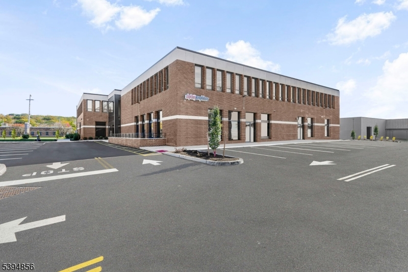 1 Lethbridge Plz, Mahwah Twp., NJ 07430