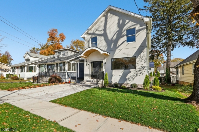 Roselle Boro, NJ 07203,215 Floral St