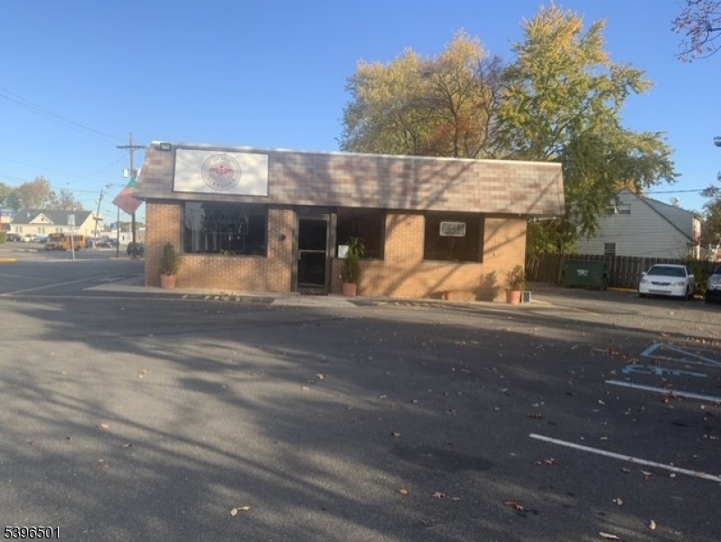 Woodbridge Twp., NJ 07001,1076 Saint Georges Ave