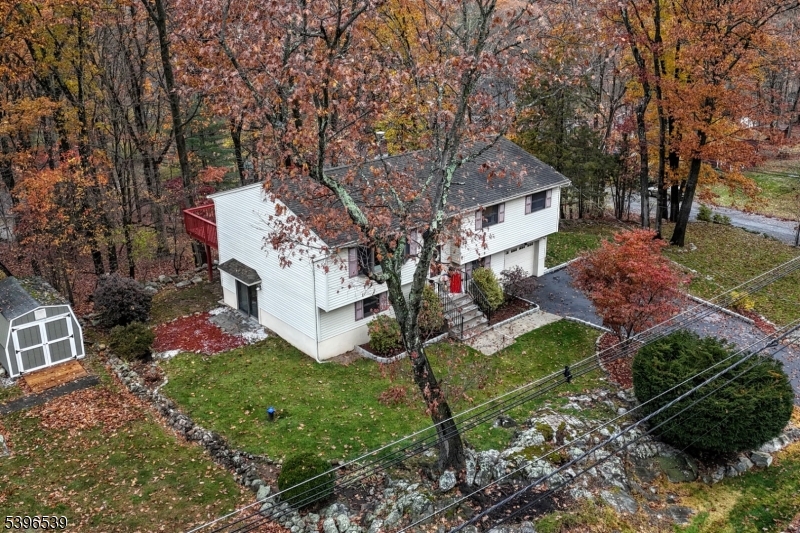 Ringwood Boro, NJ 07456,24 Fountain Dr