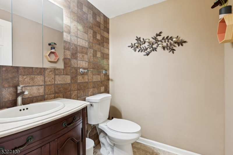 South Brunswick Twp., NJ 08852,32 Magnolia Ct