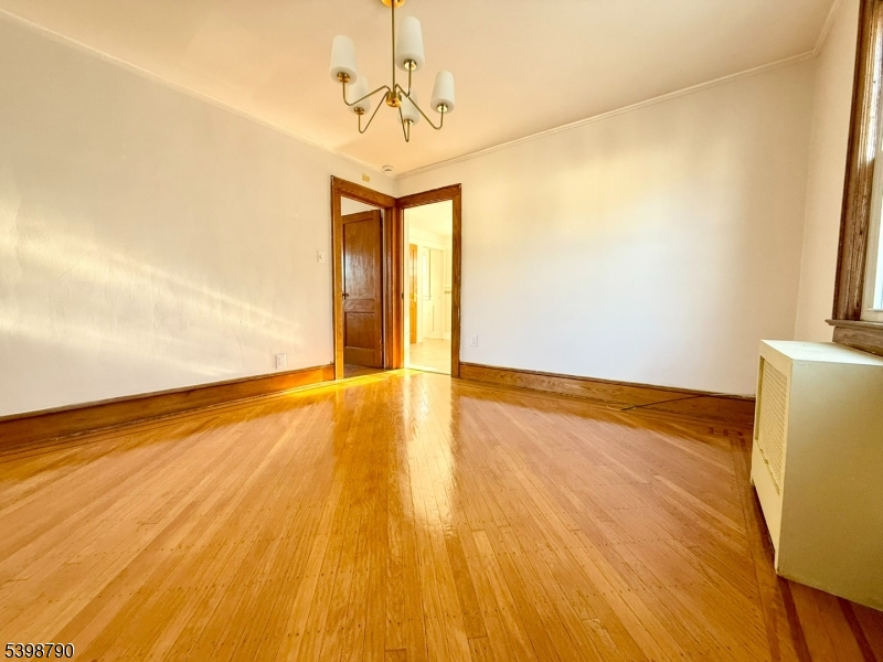 Maplewood Twp., NJ 07040,19 Harding St #2