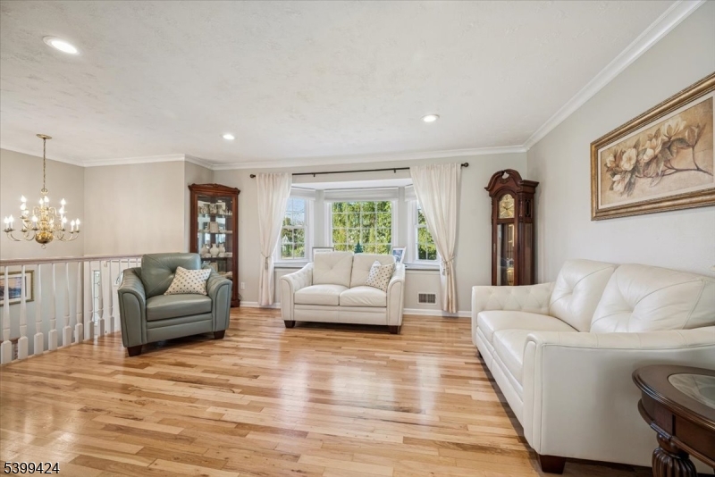 Parsippany-troy Hills Twp., NJ 07054,18 Woodhaven Rd