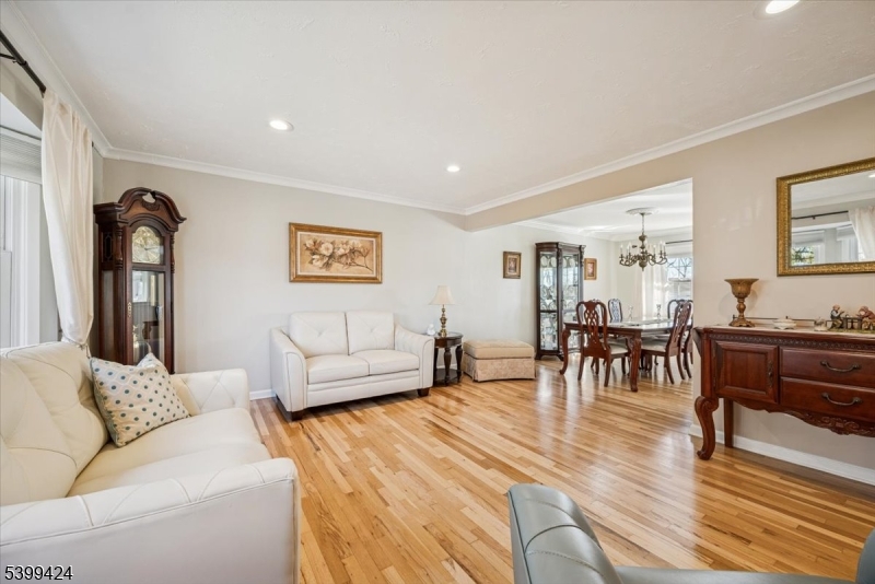 Parsippany-troy Hills Twp., NJ 07054,18 Woodhaven Rd