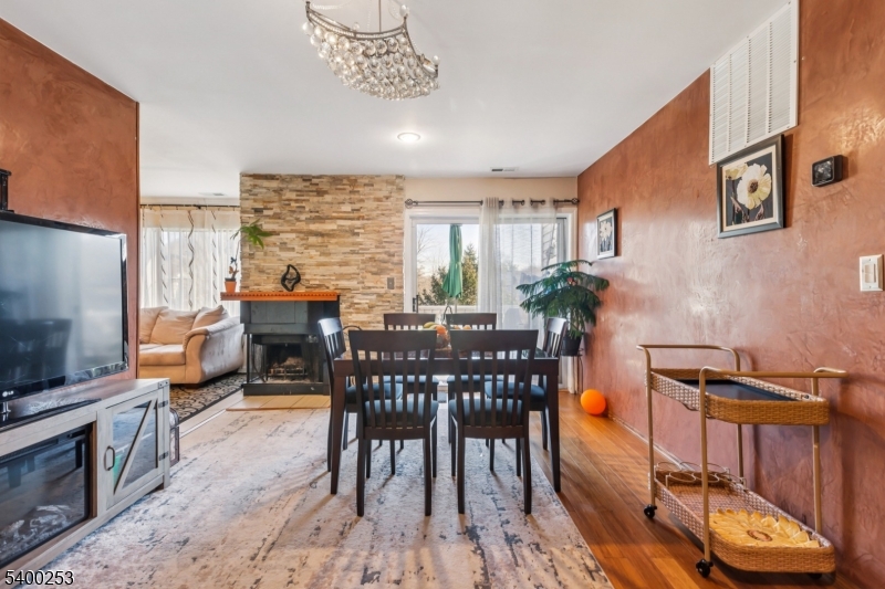 Sayreville Boro, NJ 08859,36 Farnham Sq