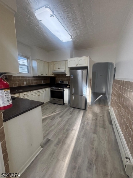 Passaic City, NJ 07055,3 Van Buren St #2