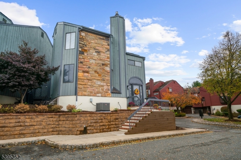 Washington Twp., NJ 07840,29 Trafalgar Ct