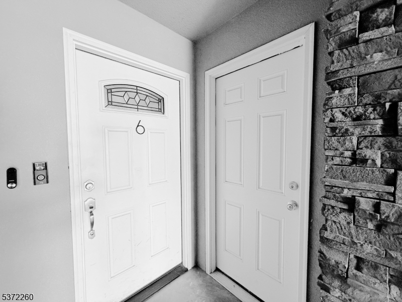 Garfield City, NJ 07026,93 Prospect St #6