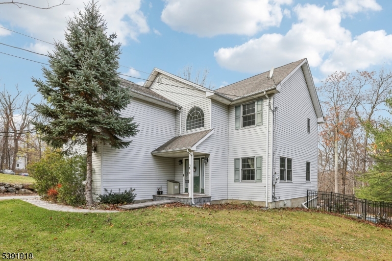 Jefferson Twp., NJ 07849,73 Edison Rd