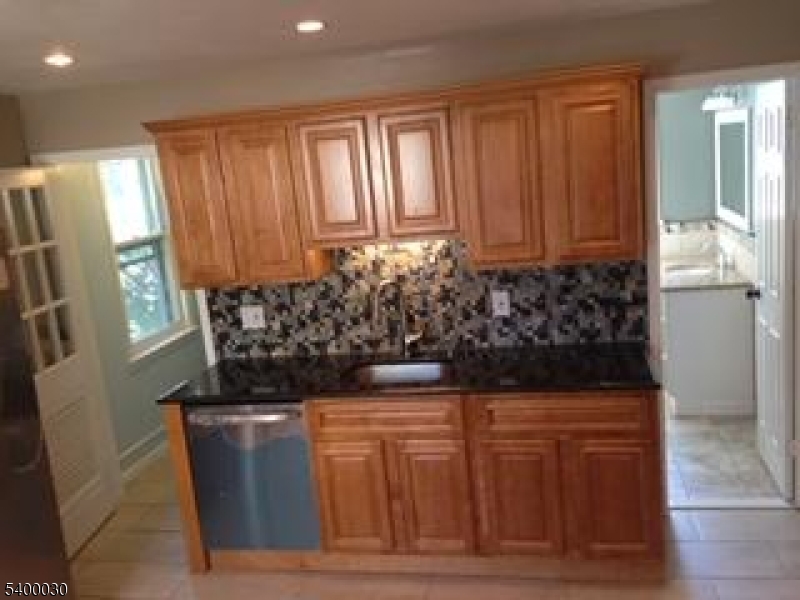 Bloomfield Twp., NJ 07003,169 Walnut St #2