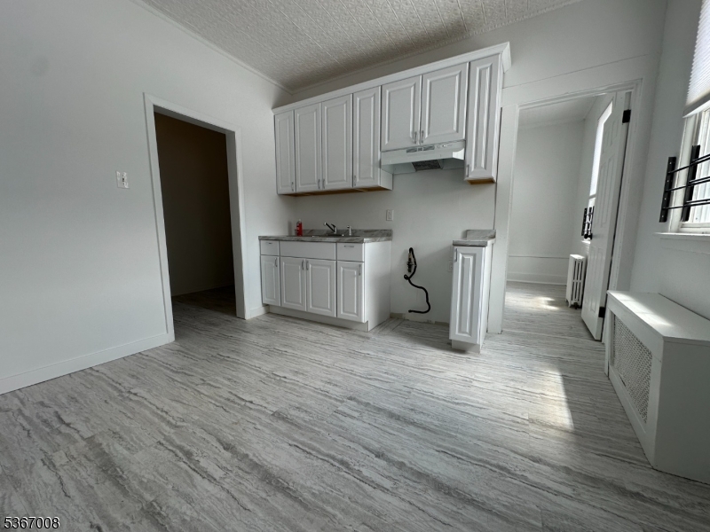 Lyndhurst Twp., NJ 07071,526 Valley Brook Ave