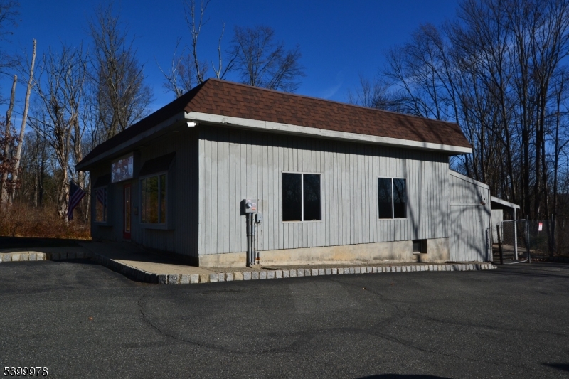 Mount Olive Twp., NJ 07836,249 Us Highway 206