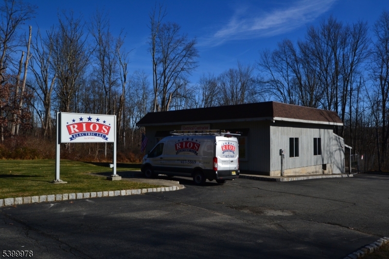 Mount Olive Twp., NJ 07836,249 Us Highway 206