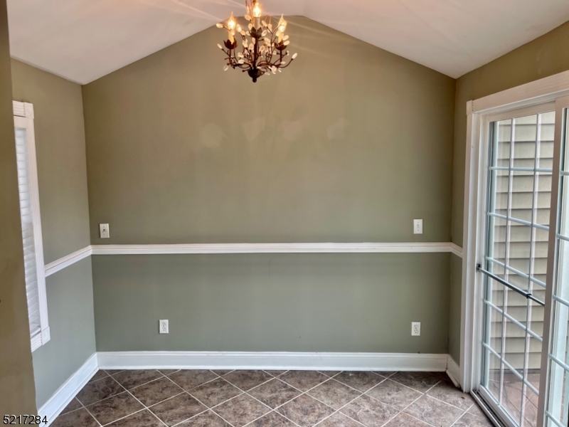 Morris Twp., NJ 07950,31 Pine Tree Ln