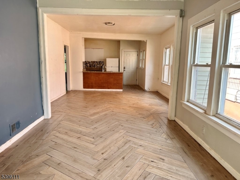 Irvington Twp., NJ 07111,188 Paine Ave