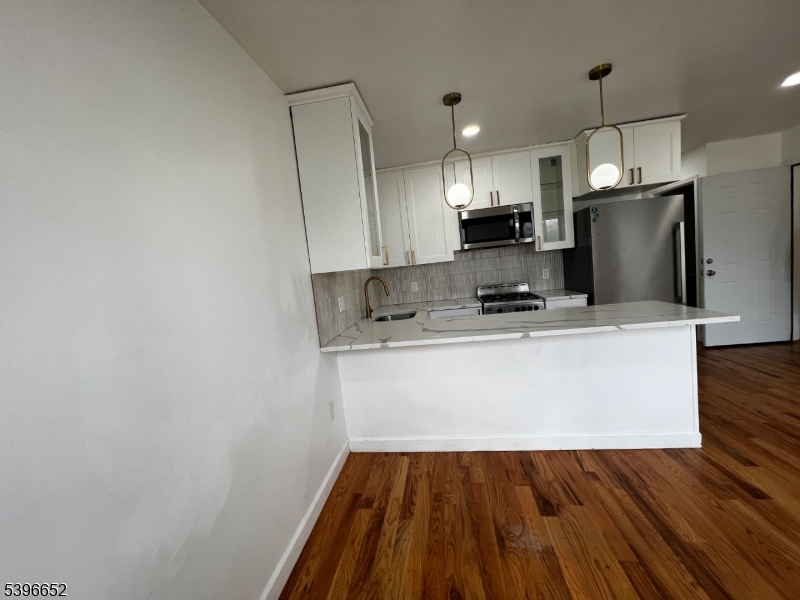 Paterson City, NJ 07524,25 Highland St #3