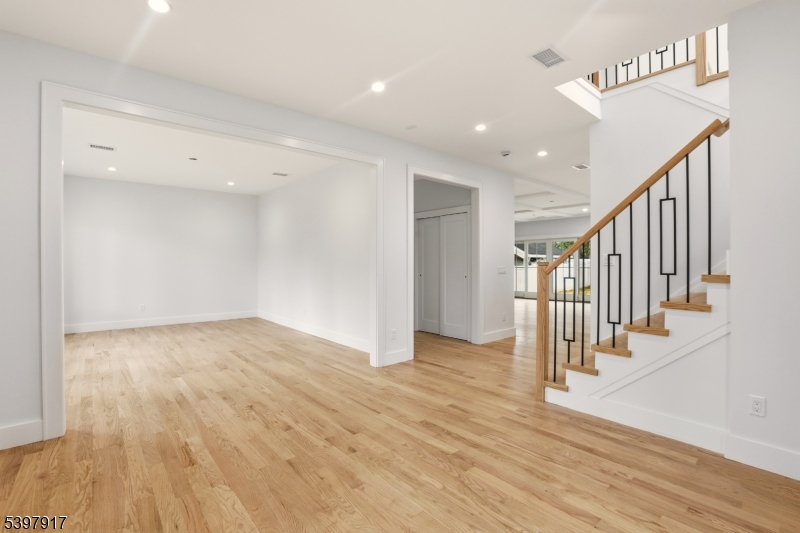 Clark Twp., NJ 07066,29 Alice Ln