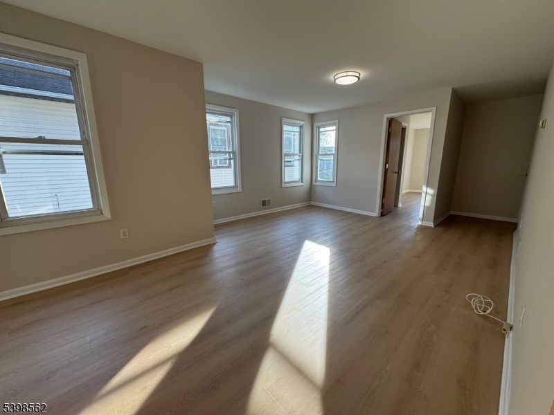 Cranford Twp., NJ 07016,7 Grove St #2