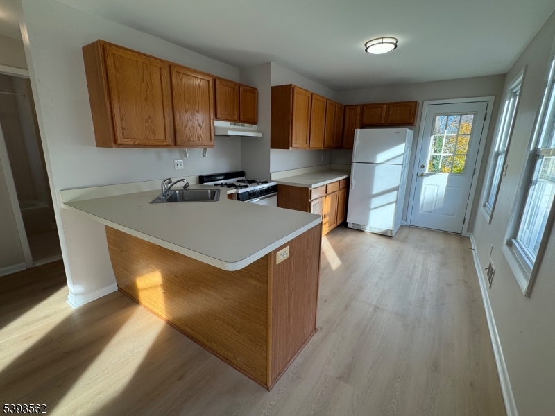 Cranford Twp., NJ 07016,7 Grove St #2