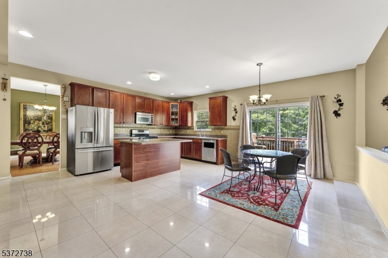 Jefferson Twp., NJ 07849,692 Skyline Dr