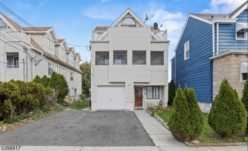 Paterson City, NJ 07514,331-333 E 29Th St