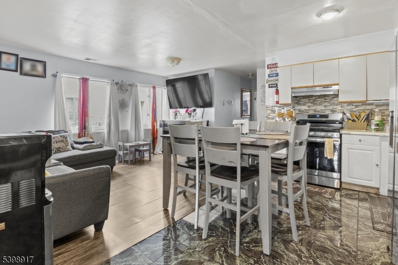 Paterson City, NJ 07514,331-333 E 29Th St