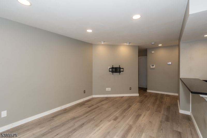 Union Twp., NJ 08809,32 Sam Bonnell Dr