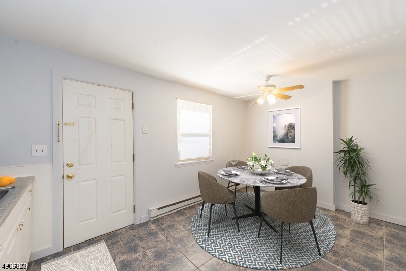 Hamburg Boro, NJ 07419,62 King Cole Rd #14