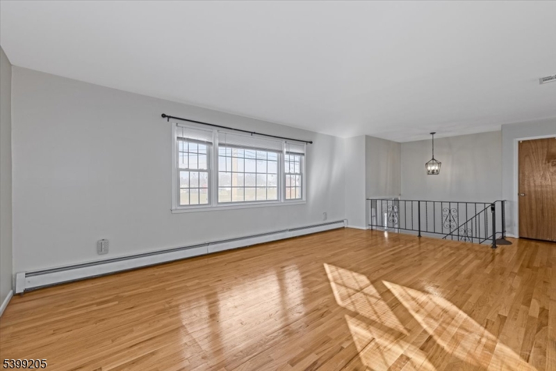 Elmwood Park Boro, NJ 07407,64 Gilbert Ave