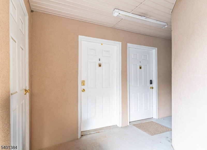 South Orange Village Twp., NJ 07079,17-25 Church St #6