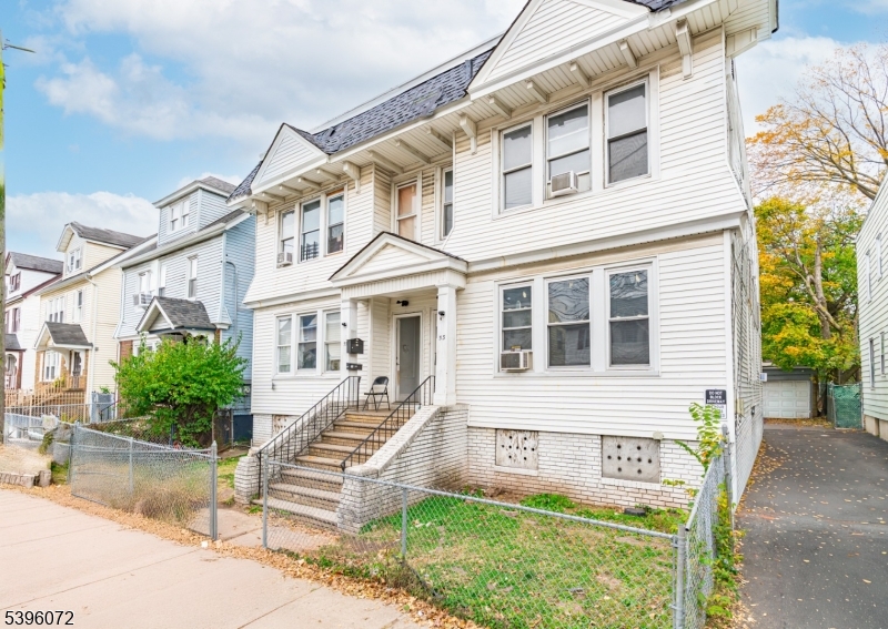 Irvington Twp., NJ 07111,53 Stockman Pl