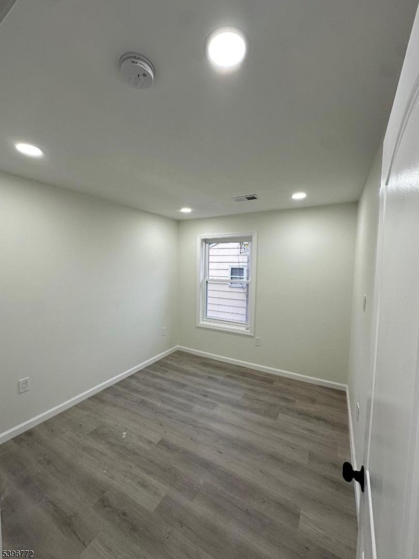 Middlesex Boro, NJ 08846,112 Fairview Ave #2