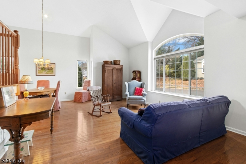 Chatham Boro, NJ 07928,14 Schindler Ct