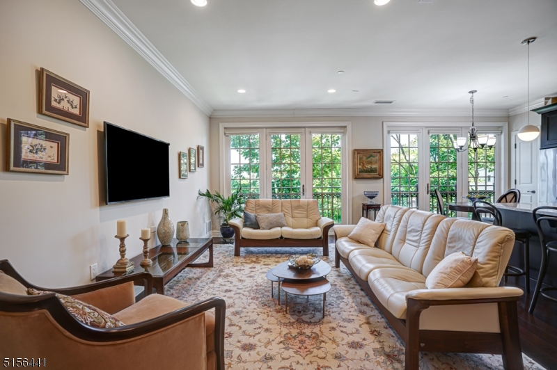 Morristown Town, NJ 07960,110 South St  Apt 205 #205