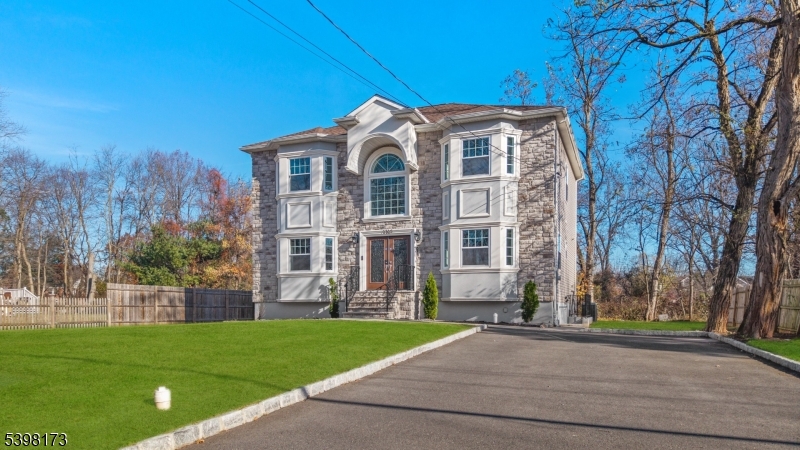 North Brunswick Twp., NJ 08902,1515 Sherwood Blvd