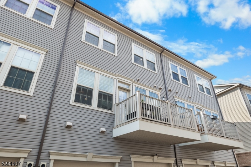 Somerville Boro, NJ 08876,31 South Davenport Street