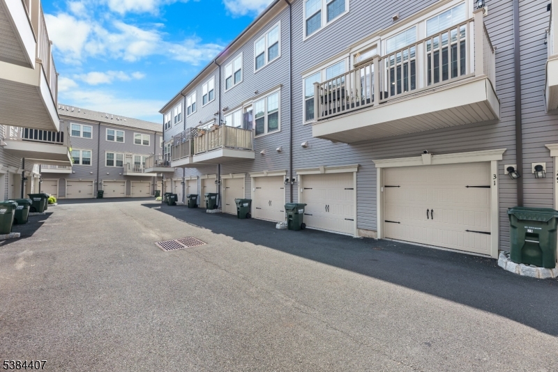 Somerville Boro, NJ 08876,31 South Davenport Street