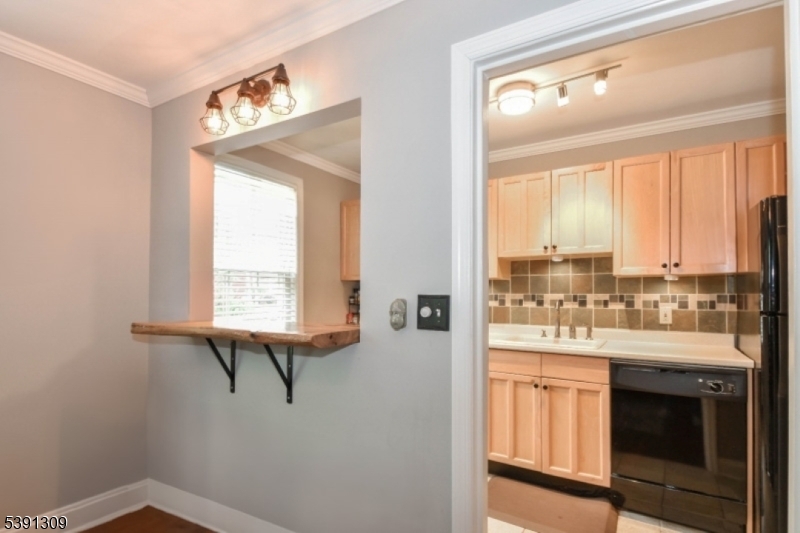 Cranford Twp., NJ 07016,30 C Parkway Village #C