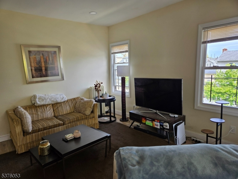 Belleville Twp., NJ 07109,70 Overlook Ave #2