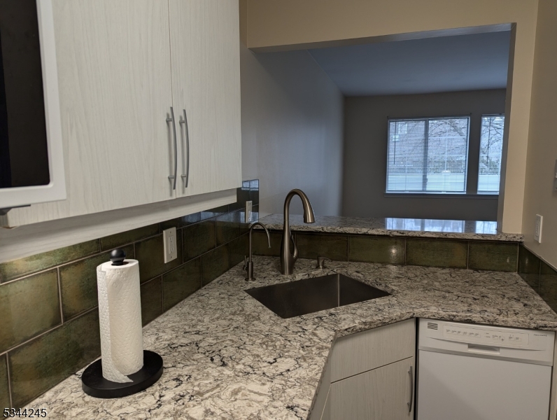 Bedminster Twp., NJ 07921,13 Hyde Court