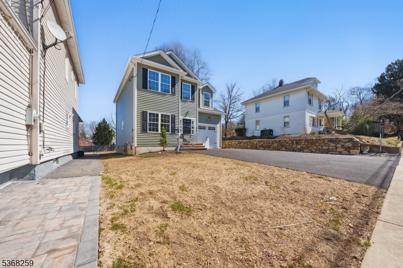 17 Church St, Netcong Boro, NJ 07857