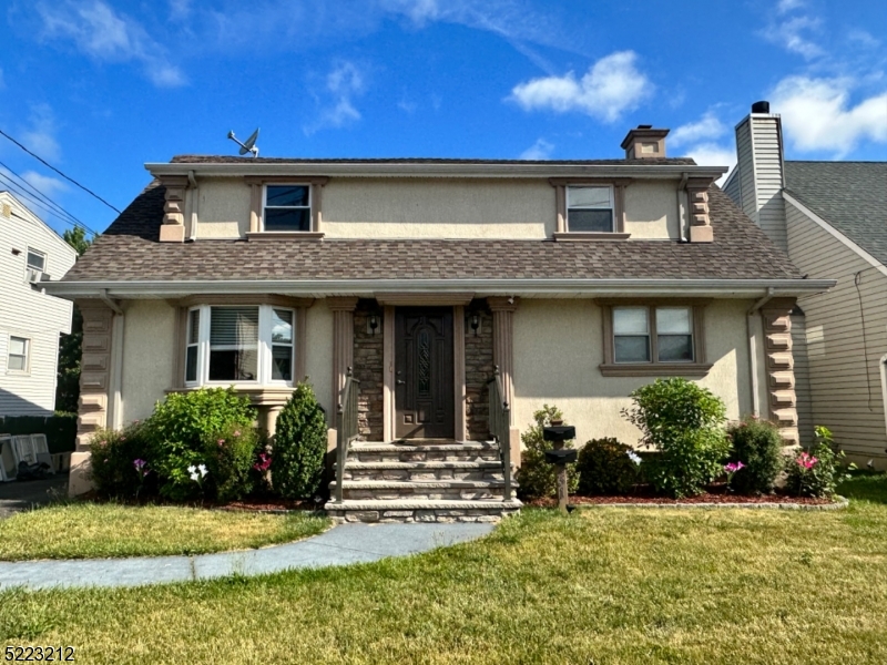 Elmwood Park Boro, NJ 07407,231 Falmouth Ave #2