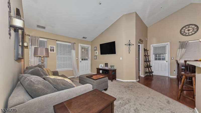 Pequannock Twp., NJ 07444,5313 Tudor Dr