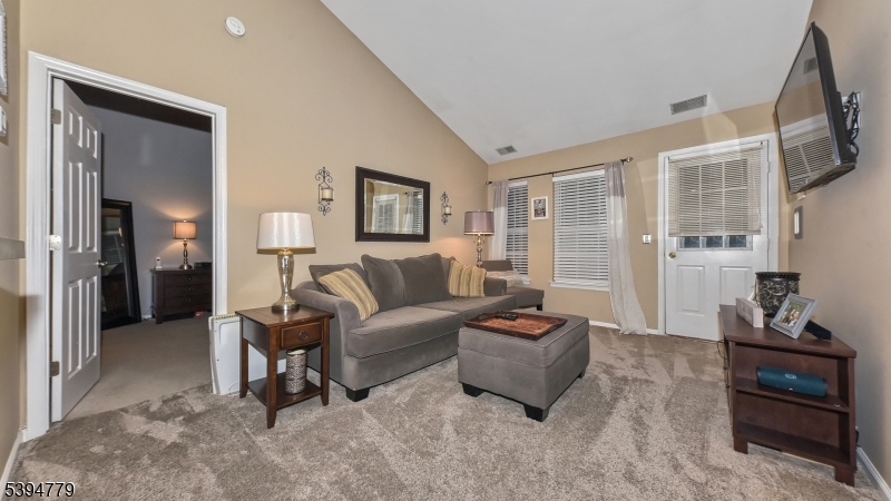 Pequannock Twp., NJ 07444,5313 Tudor Dr