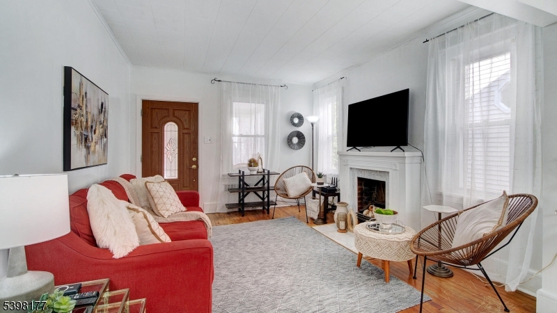 Bloomfield Twp., NJ 07003,81 Clark Ave