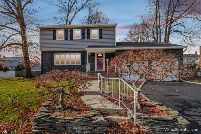 Woodbridge Twp., NJ 07067,8 Periwinkle Pl