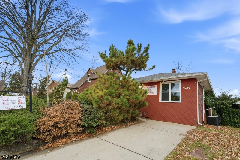 Roselle Boro, NJ 07203,2209 N Wood Ave