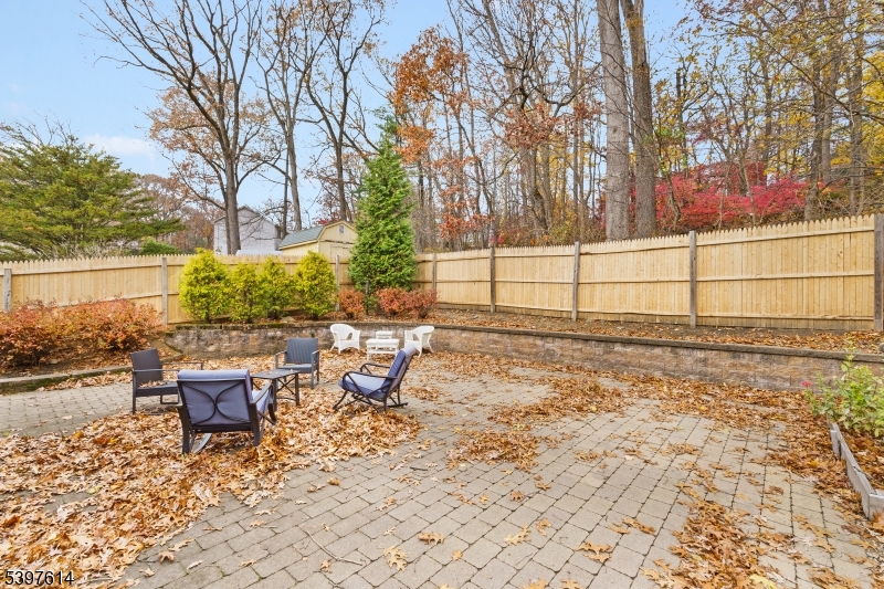 Denville Twp., NJ 07834,27 SHAWNEE TRAIL