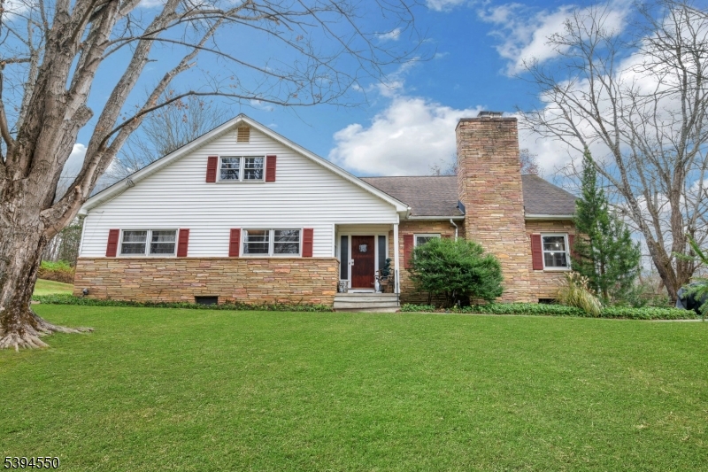 16 Stillwater Rd, Blairstown Twp., NJ 07825