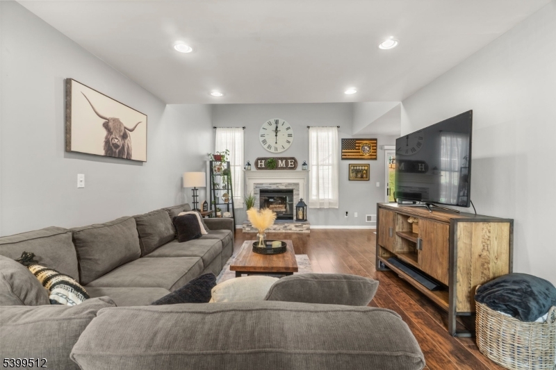 Hardyston Twp., NJ 07419,77 Meadow Pond Rd